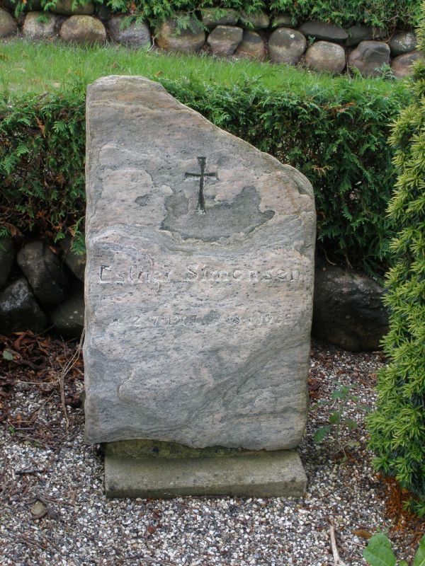 Esther Simonsen.JPG